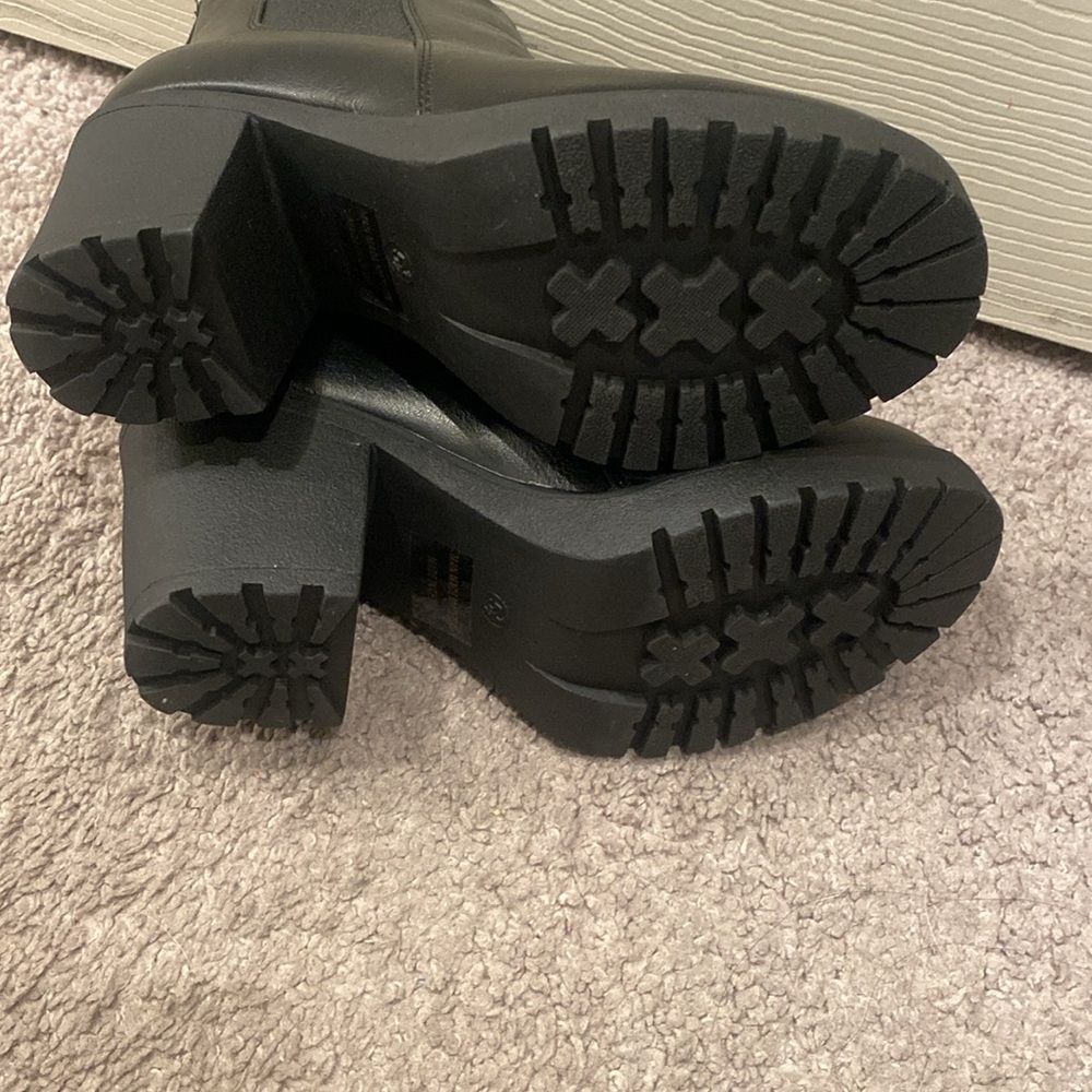 Booties - Picture 5 of 6